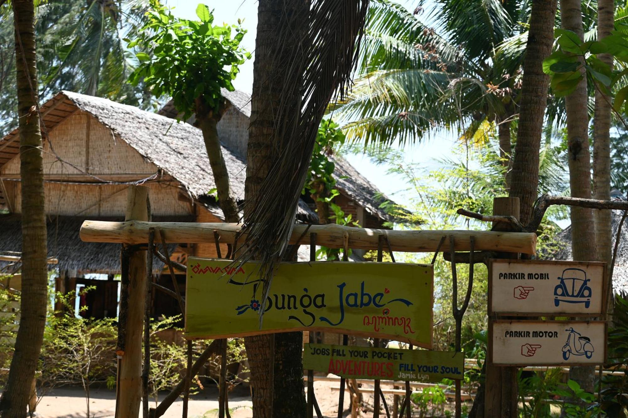 Bunga Jabe Villa Karimunjawa Luaran gambar