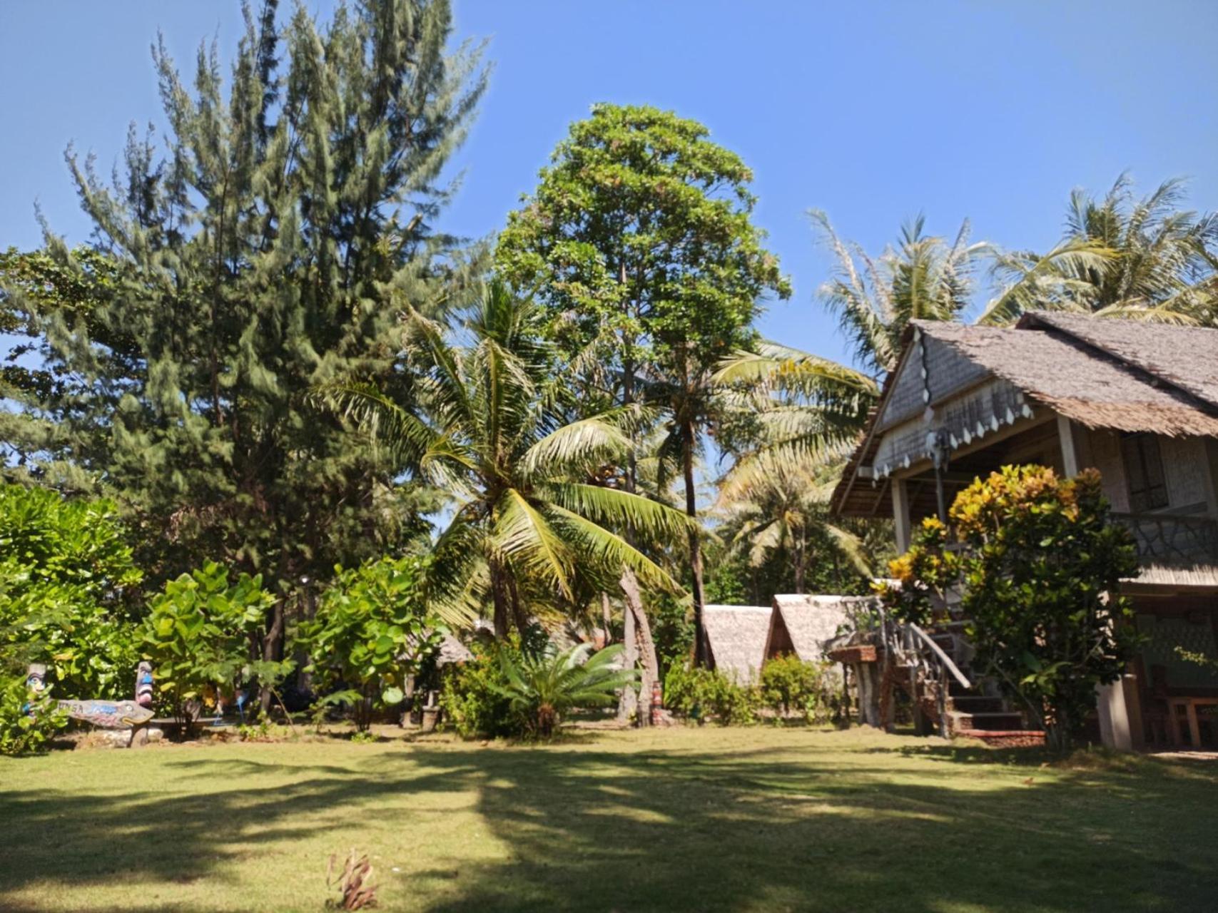 Bunga Jabe Villa Karimunjawa Luaran gambar
